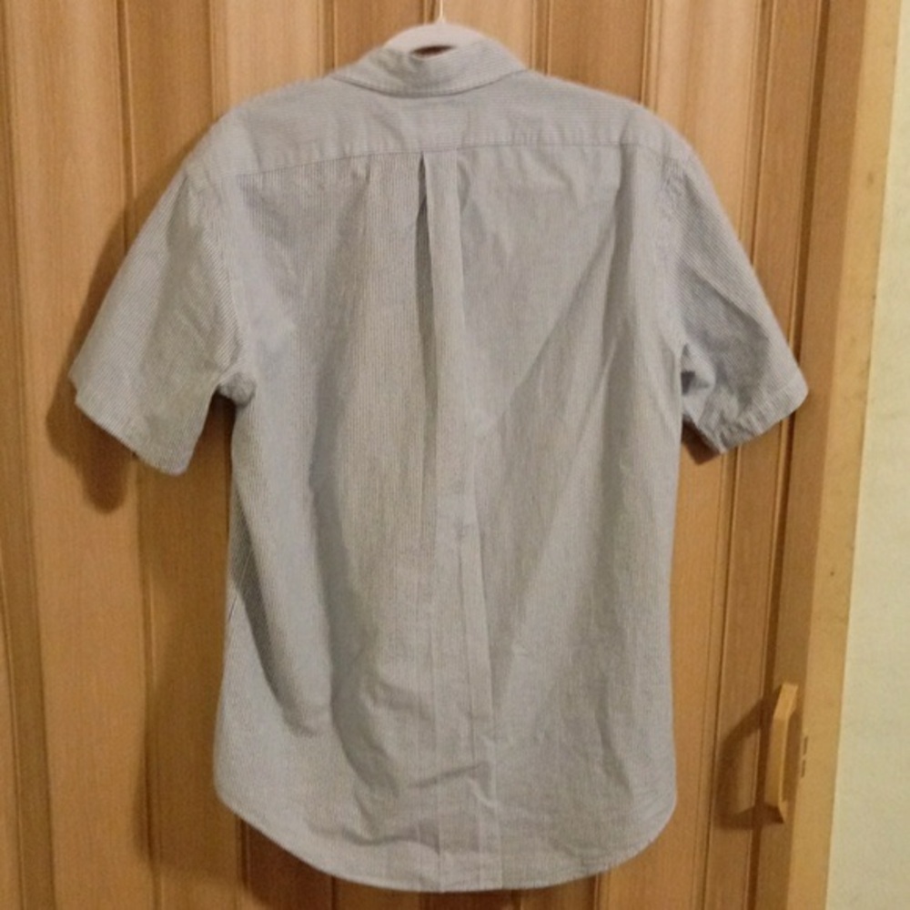 Men's Light Gray Short Sleeve Shirt